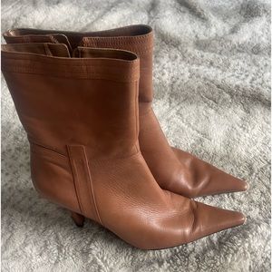 Boots - Nine West - 11 M